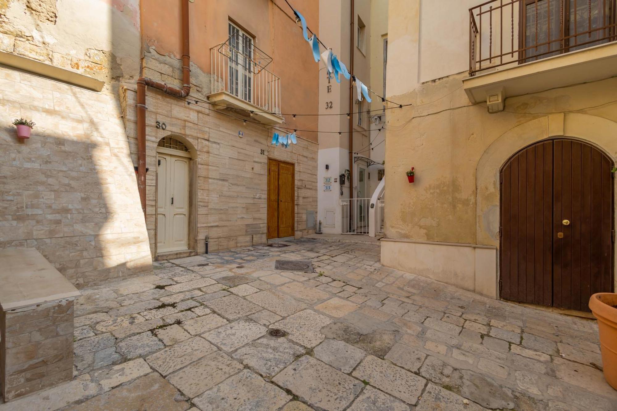 Corte 33 Bari Buitenkant foto